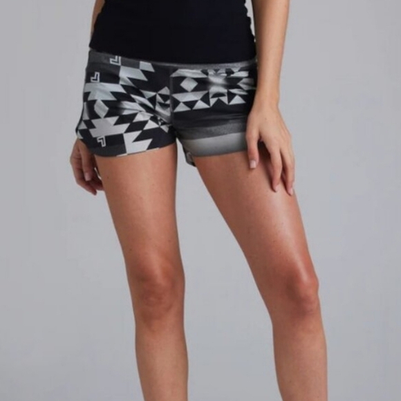 Greyson Shorts Size XL‎ NWT Abstract Geometric Print - Picture 1 of 9